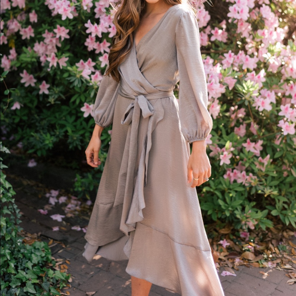 Gal Meets Glam Jennifer Wrap Dress